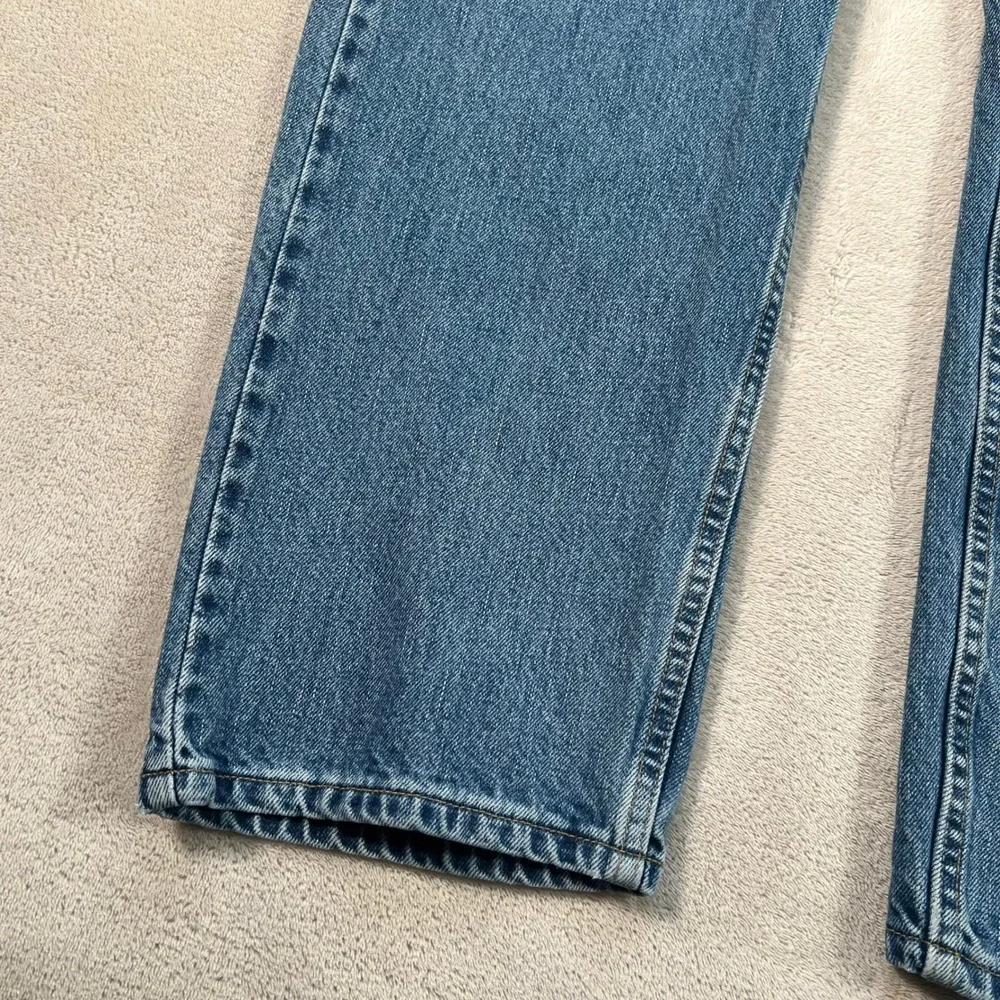 Vintage Levis 505 Jeans Men's 36x31 Medium Wash Denim Regular Fit Straight Leg